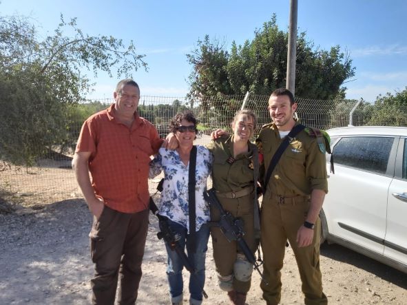 משפחת שיאון מקדש ברנע.